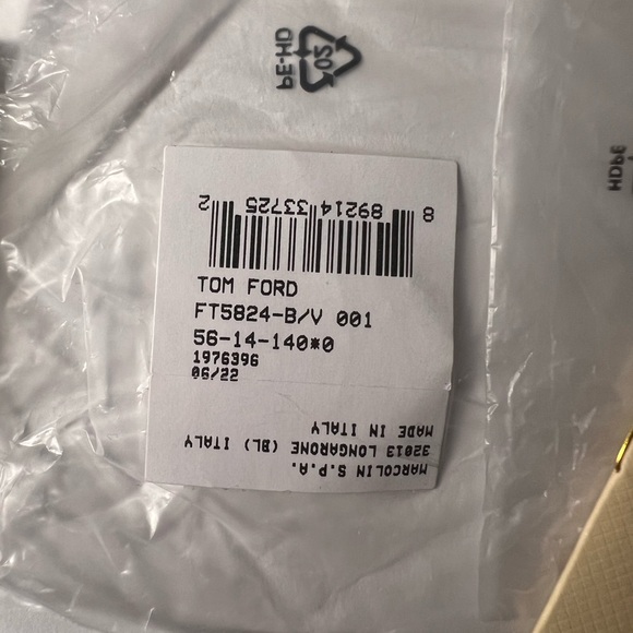 Tom Ford Black Filtering Acetate Cat-Eye Glasses - Picture 9 of 14